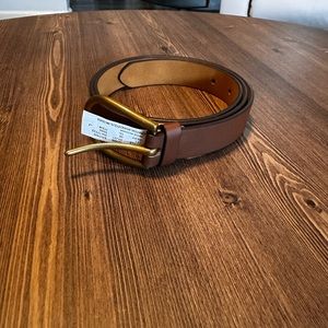 LARGE BROWN LEATHER BELT